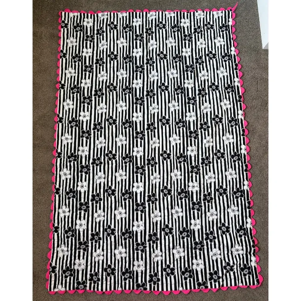 Handmade Double Sided Pink Black & White Patchwork Crib Baby Quilt 39